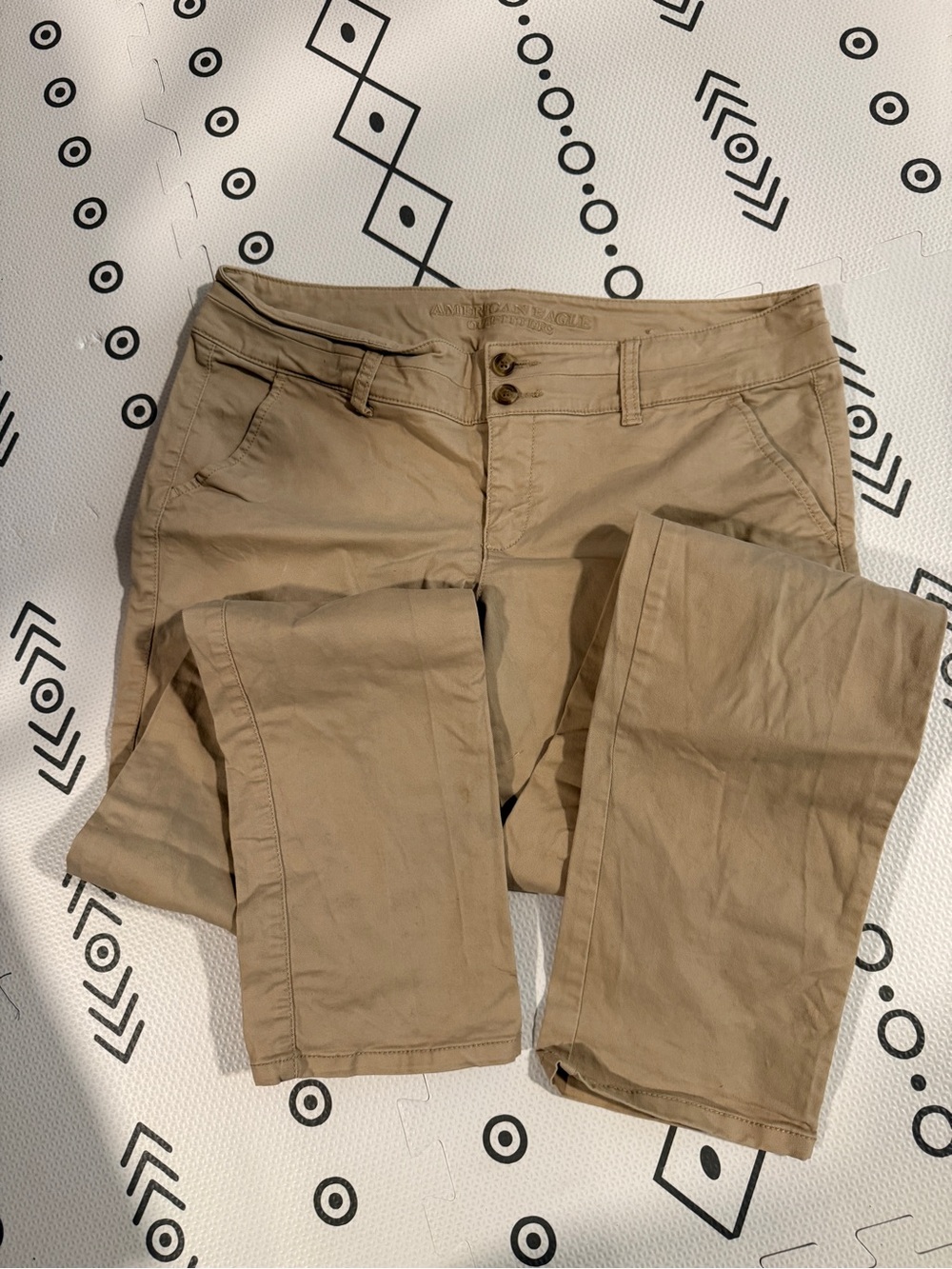 American Eagle Outfitters Khaki Pants